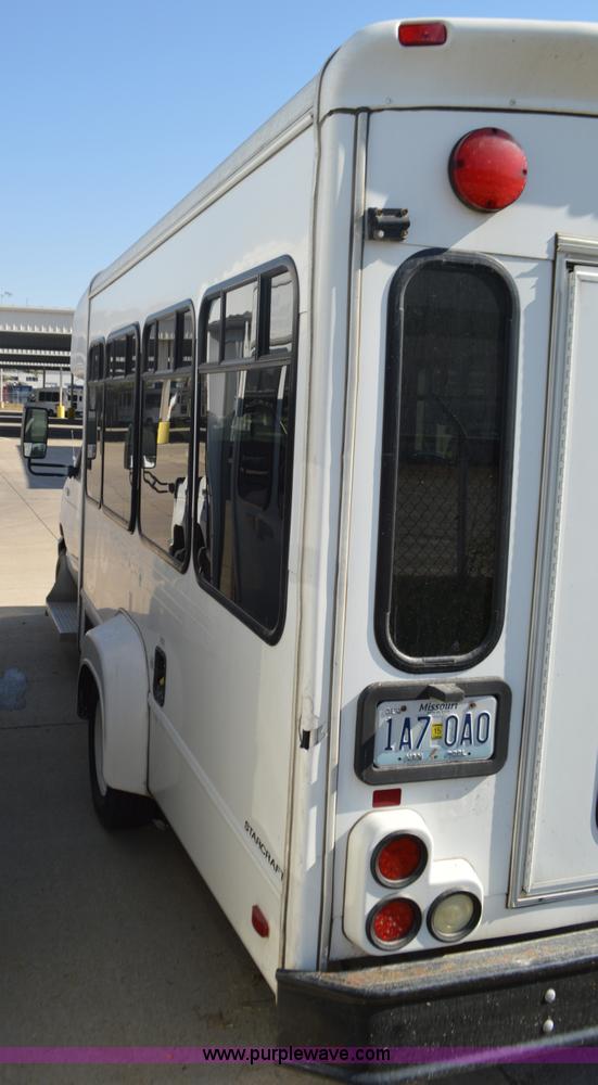 image for item BR9847 2009 Ford E350 Super Duty bus