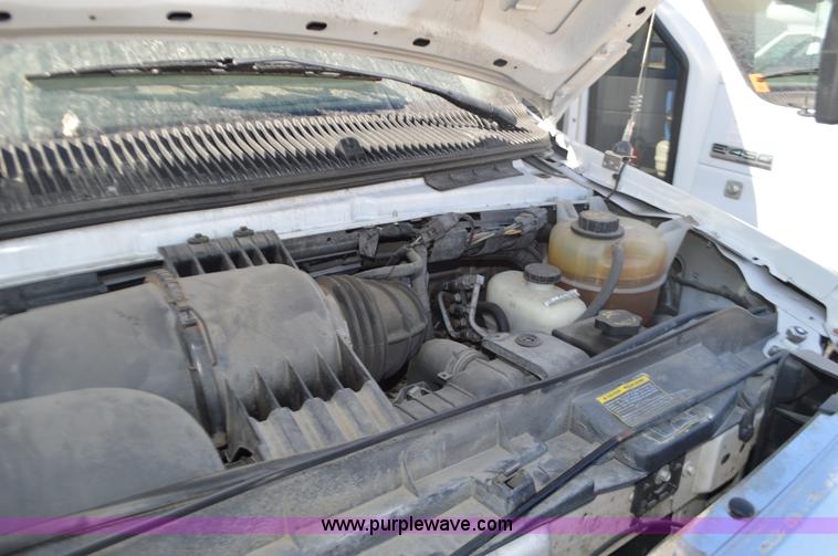 image for item BR9847 2009 Ford E350 Super Duty bus