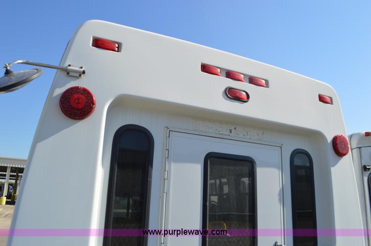 image for item BR9848 2008 Ford E450 bus