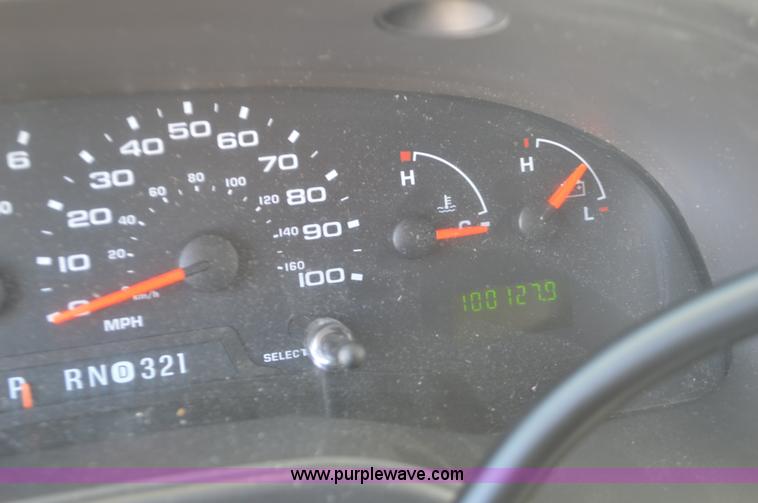 image for item BR9848 2008 Ford E450 bus