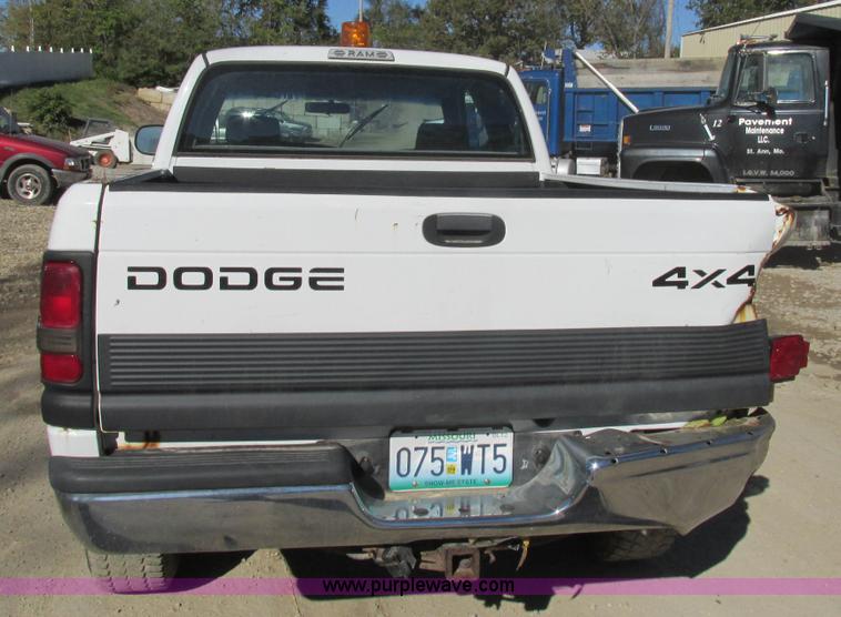 image for item BS9930 2001 Dodge Ram 1500