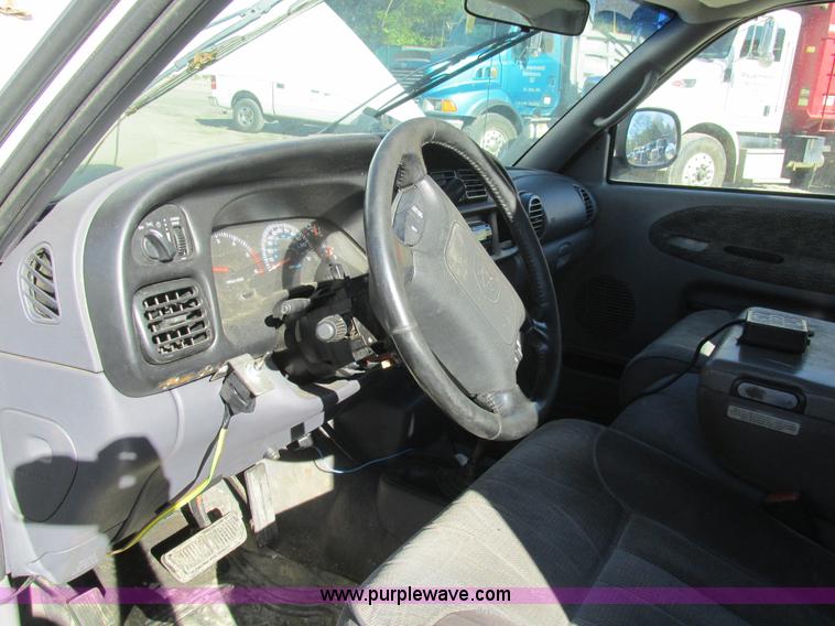 image for item BS9930 2001 Dodge Ram 1500