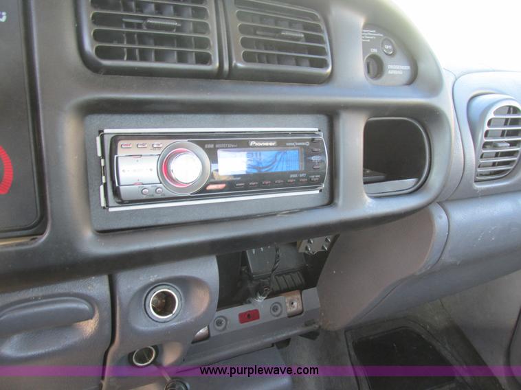 image for item BS9930 2001 Dodge Ram 1500