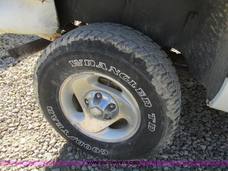 image for item BS9930 2001 Dodge Ram 1500