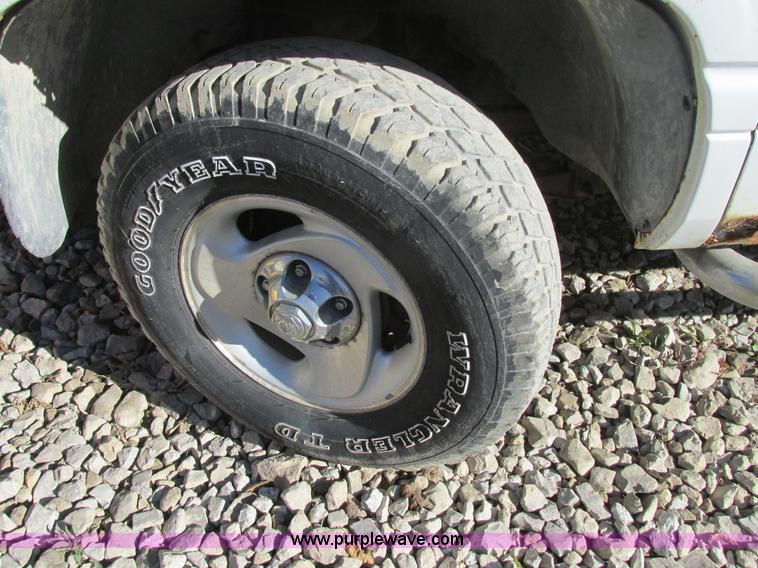 image for item BS9930 2001 Dodge Ram 1500