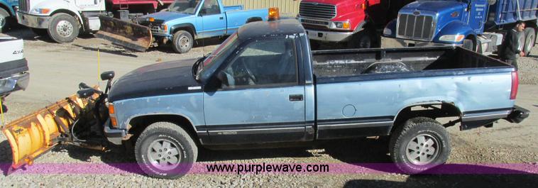 image for item BS9932 1989 Chevrolet 1500 pickup truck