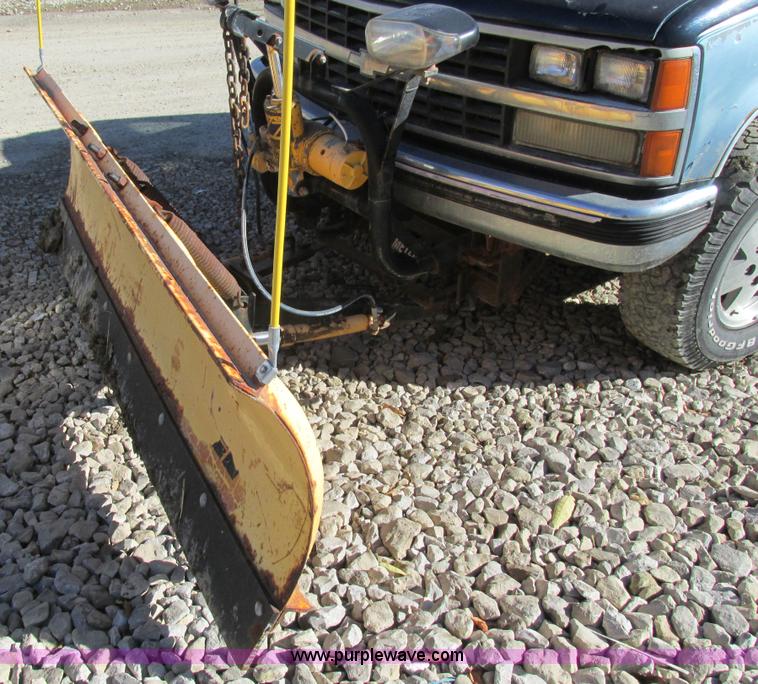 image for item BS9932 1989 Chevrolet 1500 pickup truck