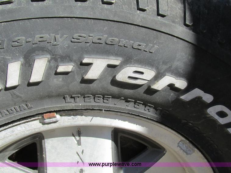 image for item BS9932 1989 Chevrolet 1500 pickup truck