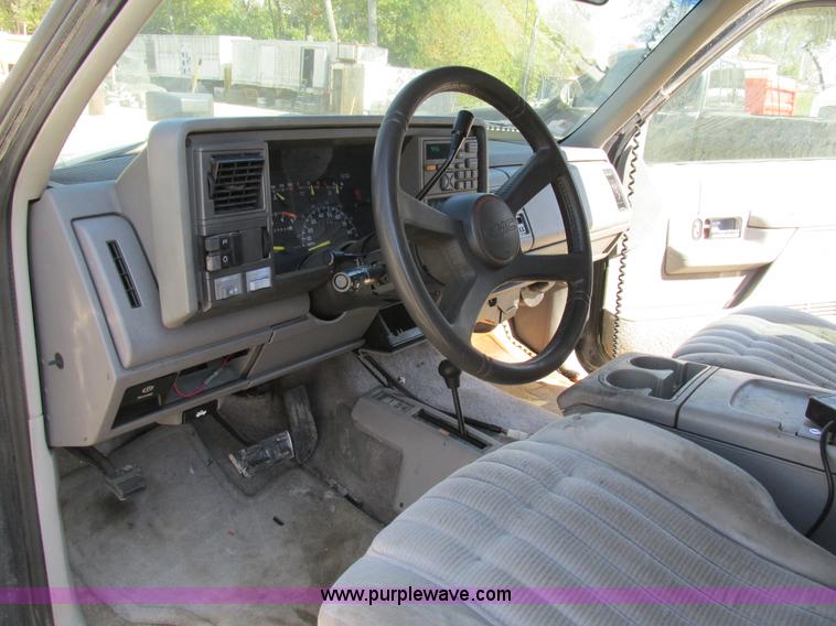 image for item BS9936 1994 GMC Yukon SUV