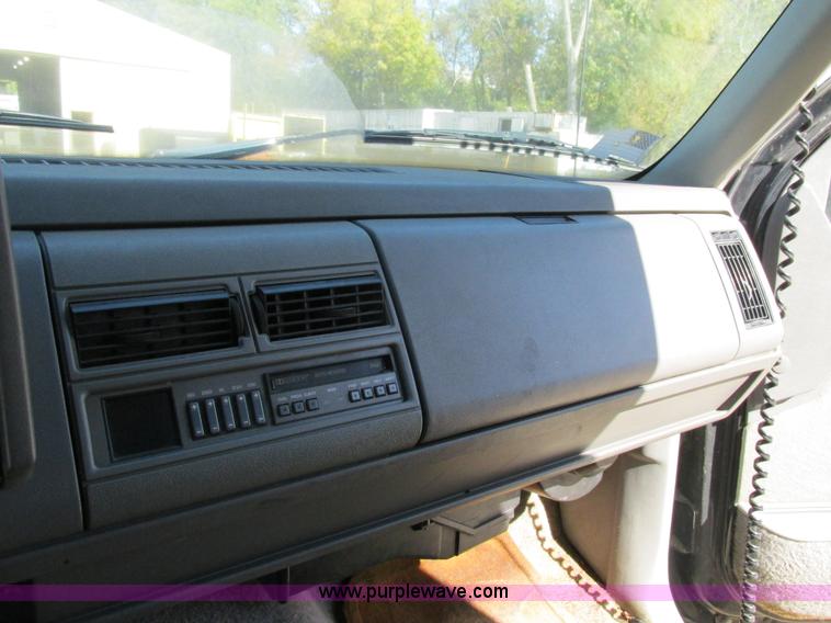 image for item BS9936 1994 GMC Yukon SUV