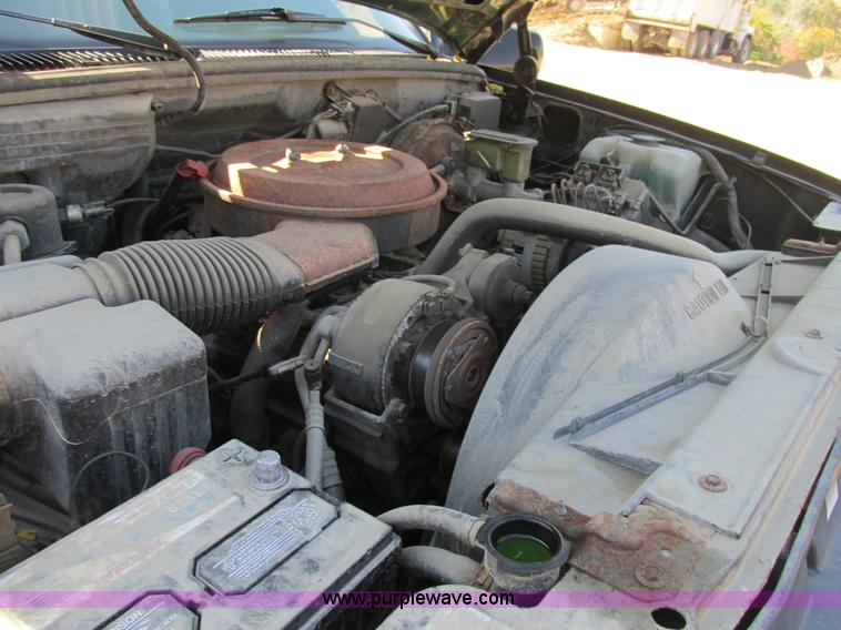 image for item BS9936 1994 GMC Yukon SUV