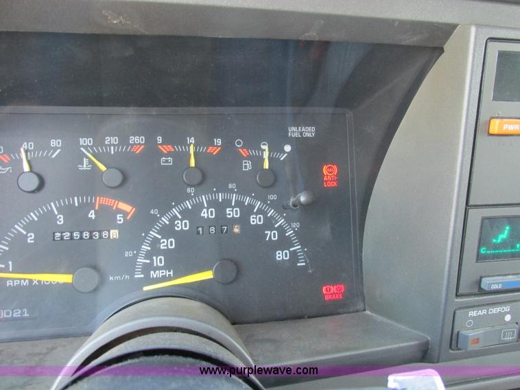 image for item BS9936 1994 GMC Yukon SUV