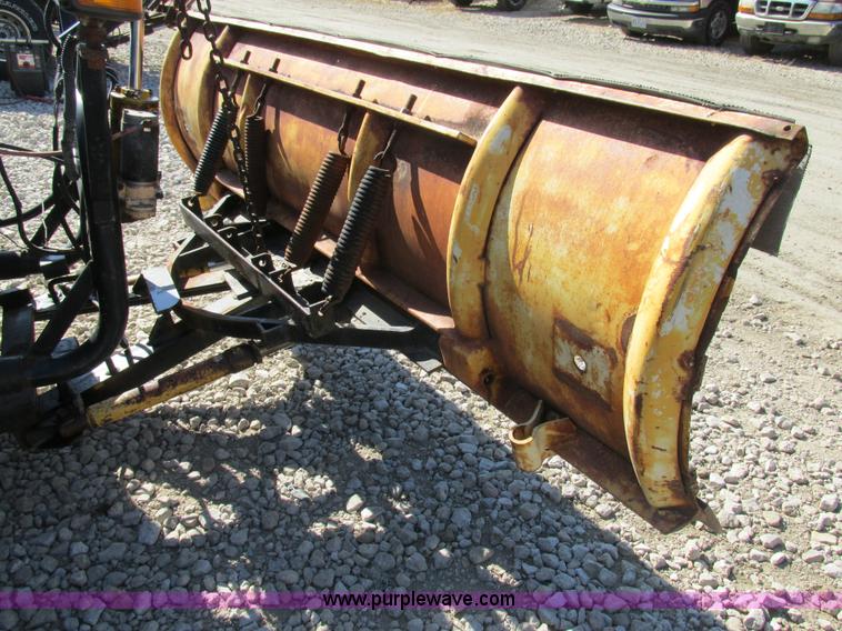 image for item BS9937 1993 Chevrolet Suburban SUV