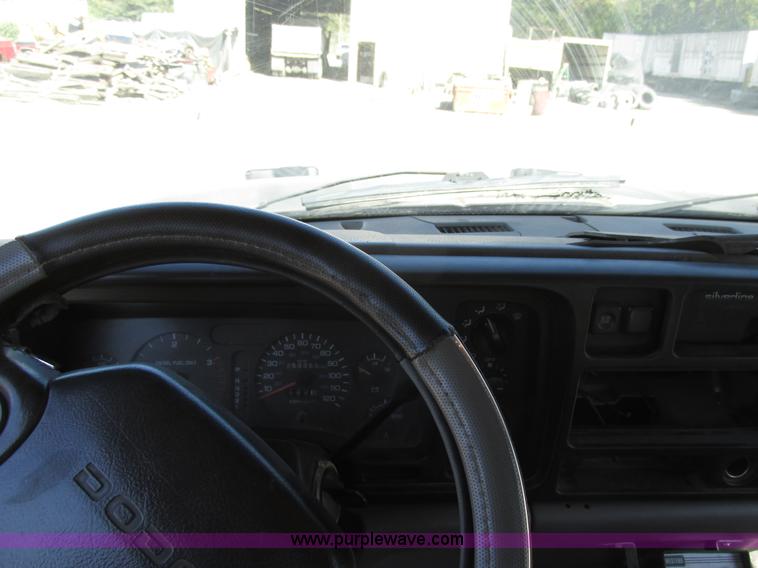 image for item BS9938 1995 Dodge Ram 2500