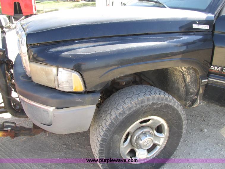 image for item BS9938 1995 Dodge Ram 2500