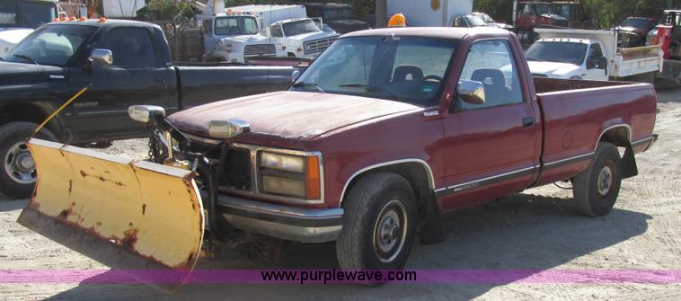 image for item BS9941 1992 GMC 1500 pickup truck