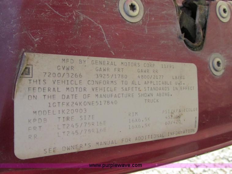 image for item BS9941 1992 GMC 1500 pickup truck