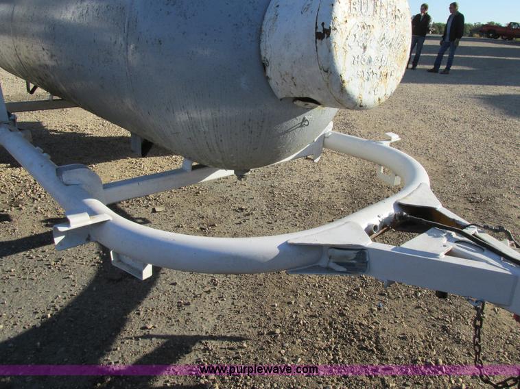 image for item BS9952 1994 H&H Smooth Rider propane tank transport trailer