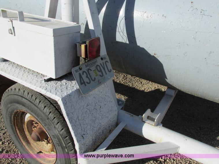 image for item BS9952 1994 H&H Smooth Rider propane tank transport trailer
