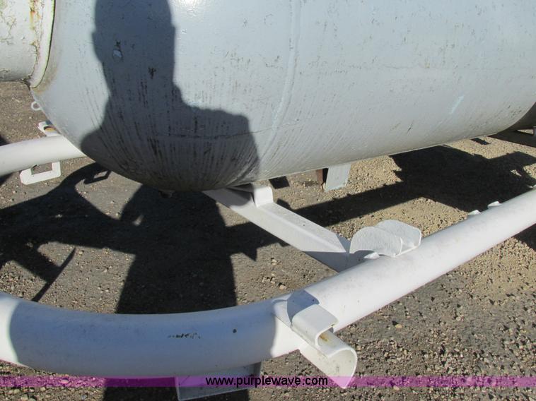 image for item BS9952 1994 H&H Smooth Rider propane tank transport trailer