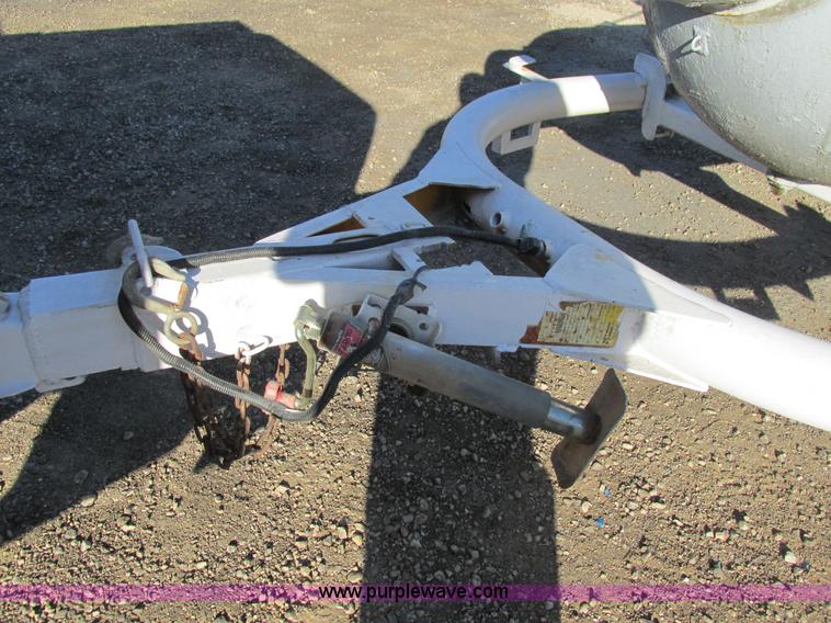 image for item BS9952 1994 H&H Smooth Rider propane tank transport trailer