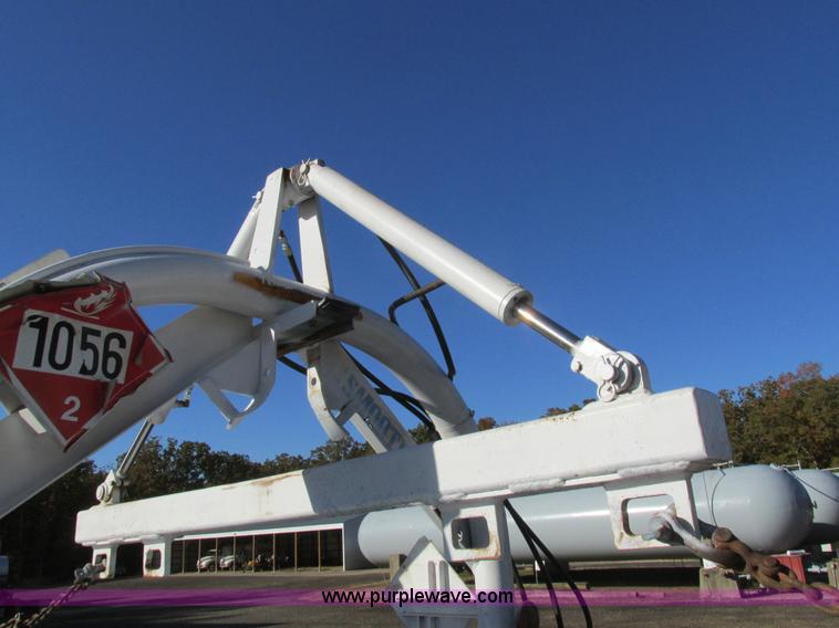 image for item BS9952 1994 H&H Smooth Rider propane tank transport trailer