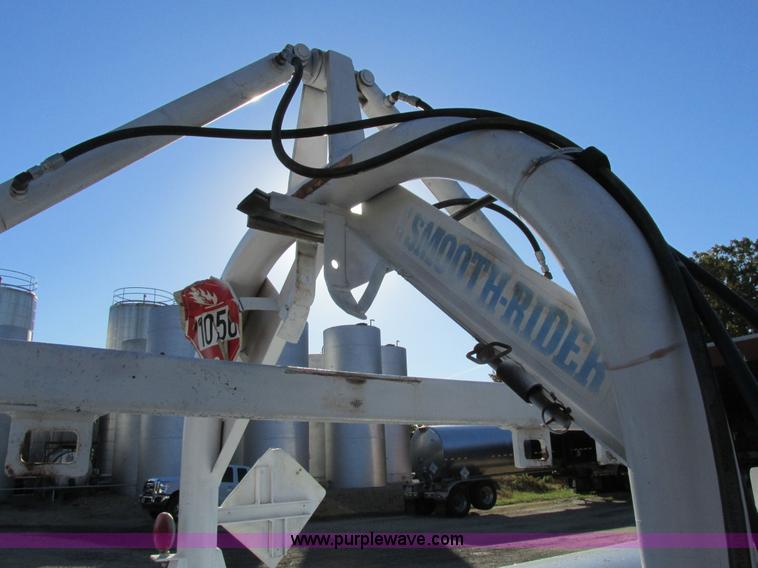 image for item BS9952 1994 H&H Smooth Rider propane tank transport trailer