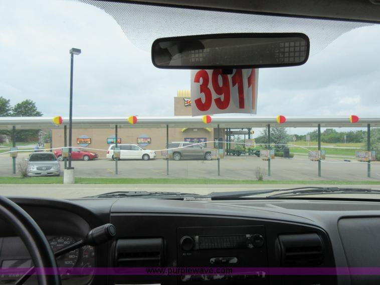 image for item G3685 2005 Ford F350 Super Duty service truck