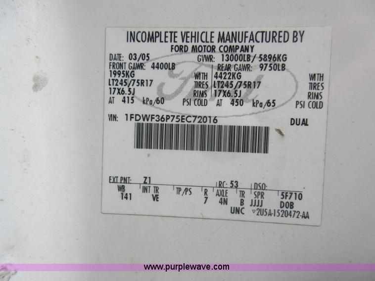 image for item G3685 2005 Ford F350 Super Duty service truck