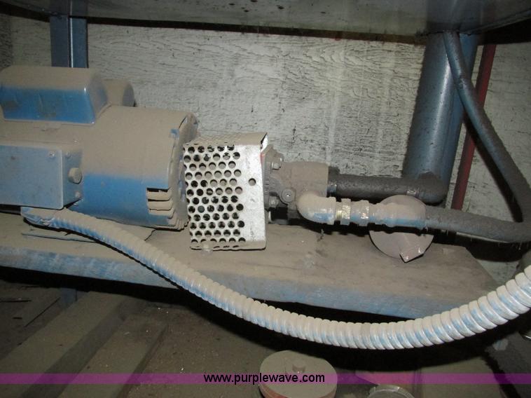 image for item H1080 Hydraulic press