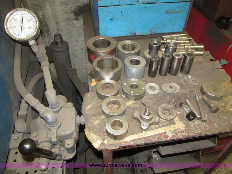 image for item H1080 Hydraulic press