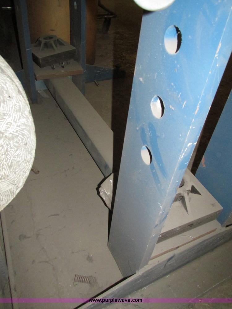 image for item H1082 Hydraulic press