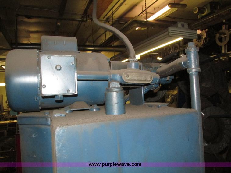 image for item H1082 Hydraulic press