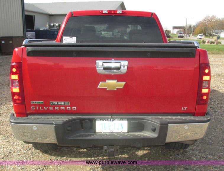 image for item H1096 2011 Chevrolet Silverado 1500 LT Crew Cab pickup truck