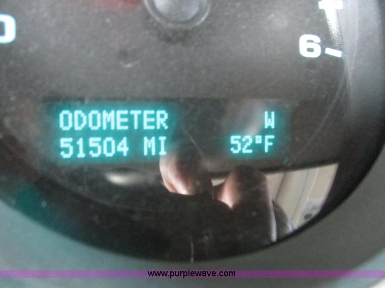 image for item H1096 2011 Chevrolet Silverado 1500 LT Crew Cab pickup truck