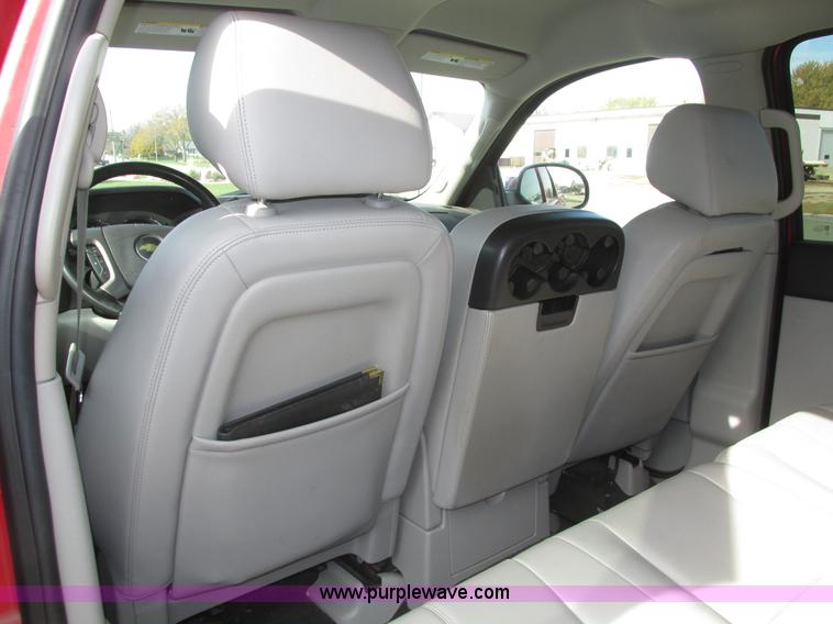 image for item H1096 2011 Chevrolet Silverado 1500 LT Crew Cab pickup truck