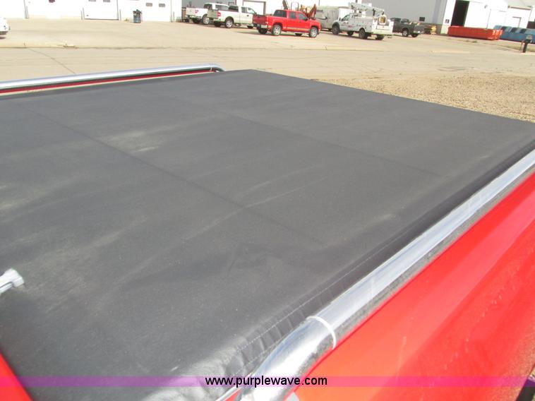 image for item H1096 2011 Chevrolet Silverado 1500 LT Crew Cab pickup truck