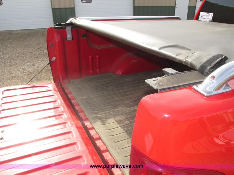 image for item H1096 2011 Chevrolet Silverado 1500 LT Crew Cab pickup truck