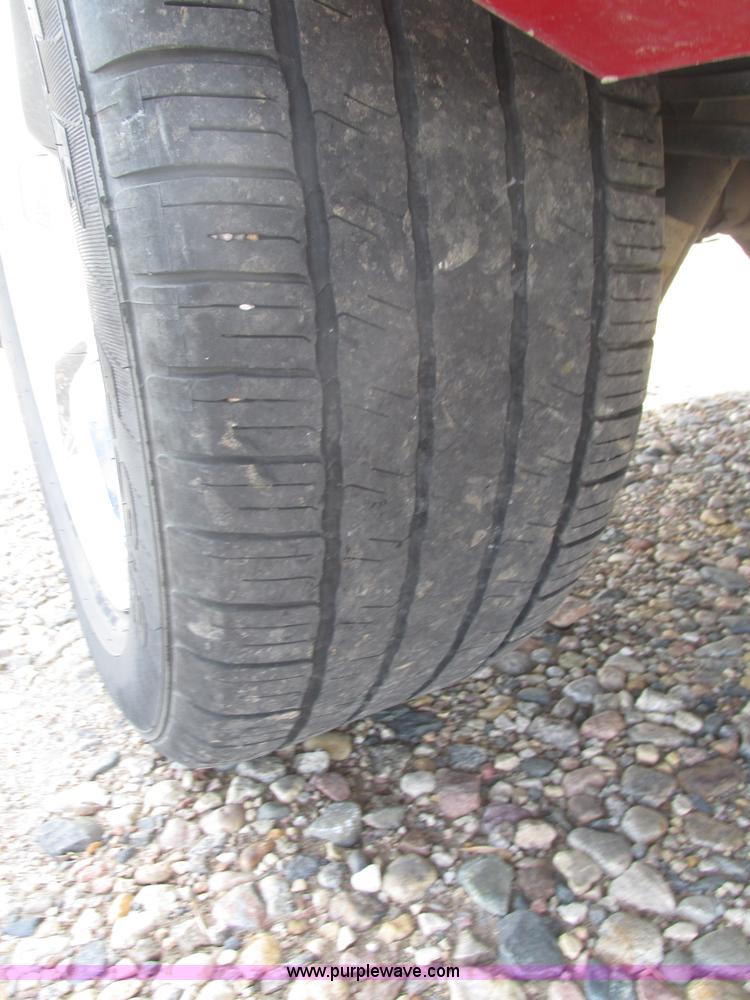 image for item H1096 2011 Chevrolet Silverado 1500 LT Crew Cab pickup truck