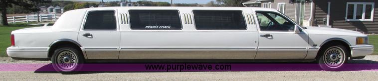 image for item H1116 1997 Lincoln Town Car Executive Tiffany Masteron Express limousine