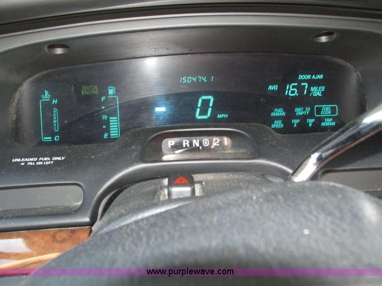 image for item H1116 1997 Lincoln Town Car Executive Tiffany Masteron Express limousine