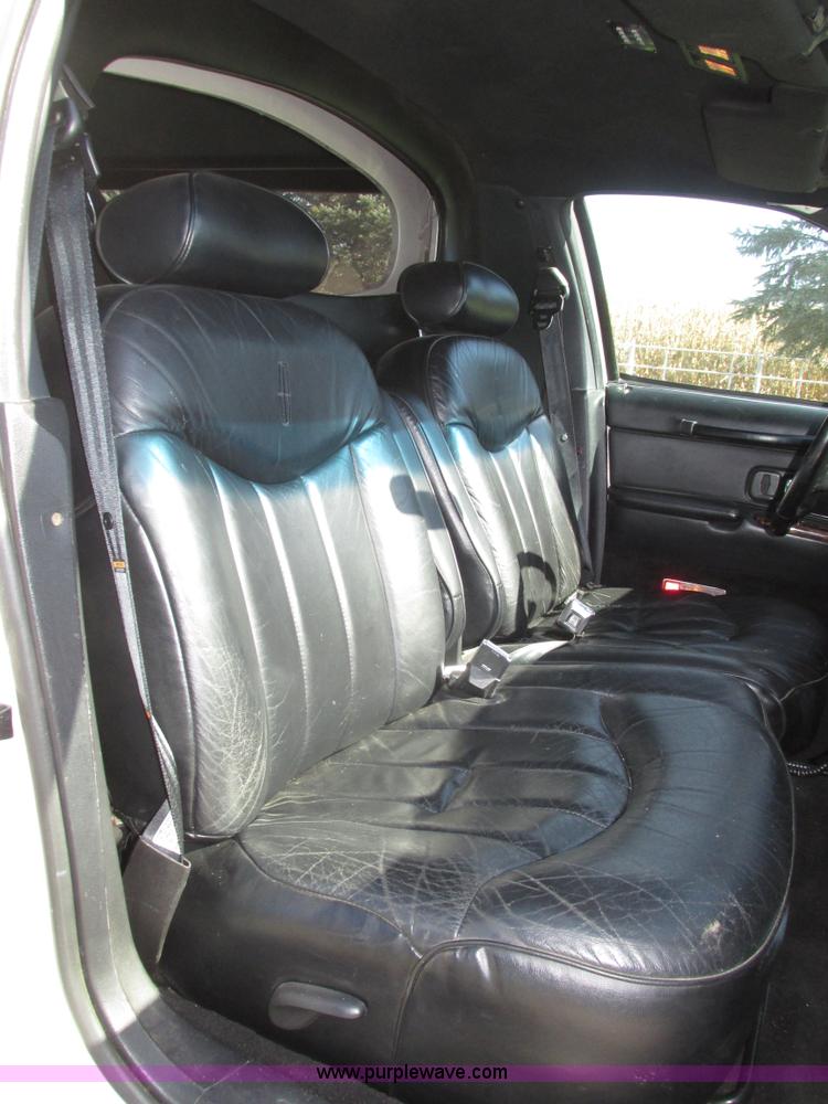 image for item H1116 1997 Lincoln Town Car Executive Tiffany Masteron Express limousine