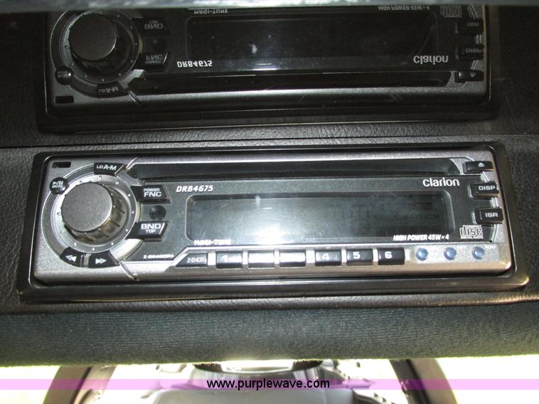 image for item H1116 1997 Lincoln Town Car Executive Tiffany Masteron Express limousine