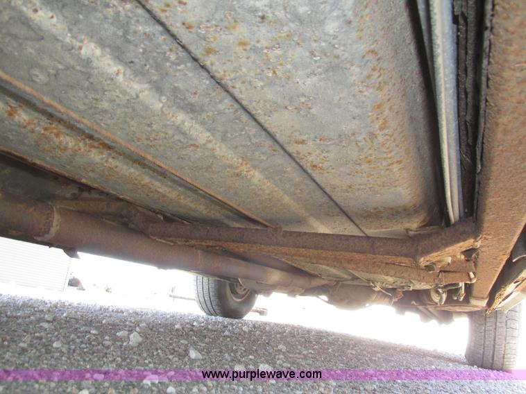 image for item H1116 1997 Lincoln Town Car Executive Tiffany Masteron Express limousine