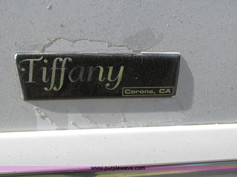 image for item H1116 1997 Lincoln Town Car Executive Tiffany Masteron Express limousine