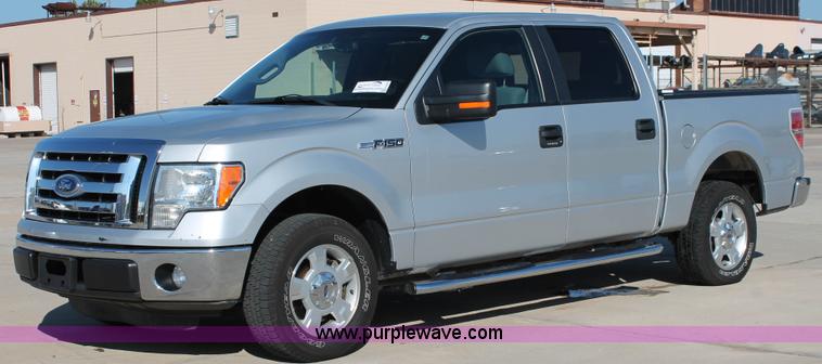 image for item H8083 2011 Ford F150 XLT SuperCrew pickup truck