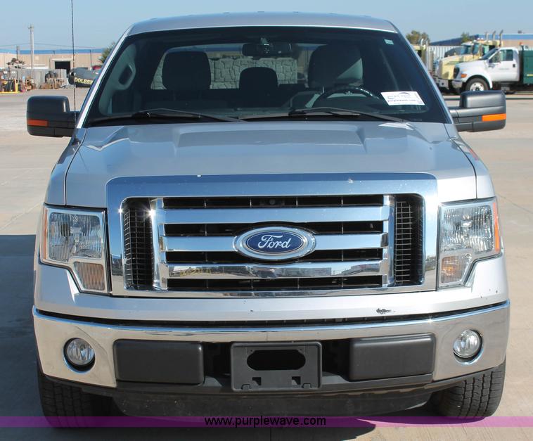 image for item H8083 2011 Ford F150 XLT SuperCrew pickup truck