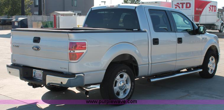 image for item H8083 2011 Ford F150 XLT SuperCrew pickup truck