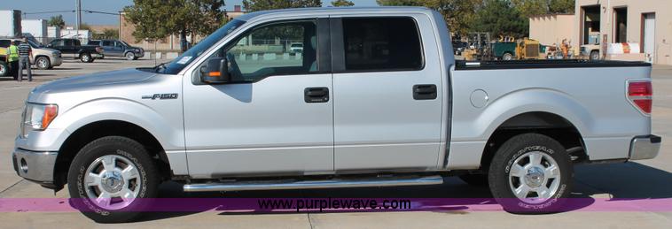 image for item H8083 2011 Ford F150 XLT SuperCrew pickup truck