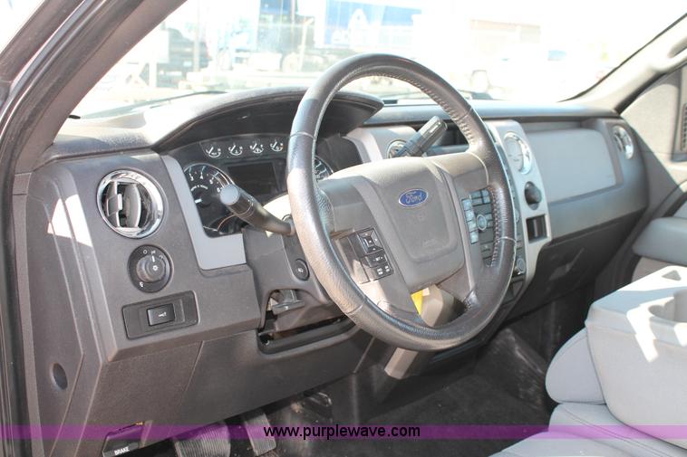 image for item H8083 2011 Ford F150 XLT SuperCrew pickup truck